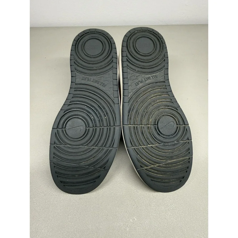 Nike Court Borough Grey Gold Kids Size 4